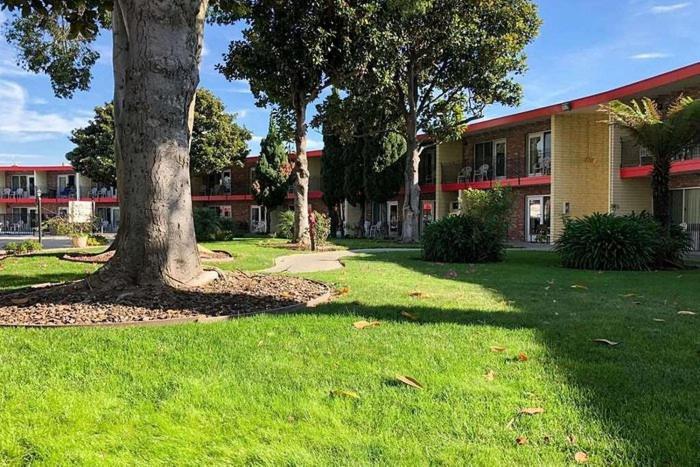 Garden Inn & Suites Oakland Airport Εξωτερικό φωτογραφία