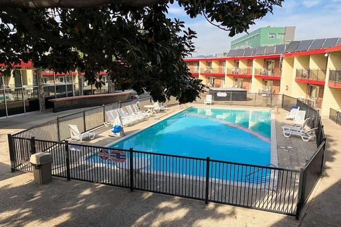 Garden Inn & Suites Oakland Airport Εξωτερικό φωτογραφία